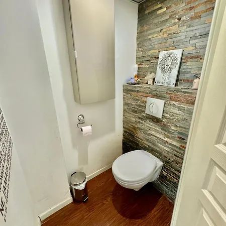 Apartment T4 Coeur St-giniez Et Parking En Ss-sol