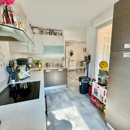 Apartment T4 Coeur St-giniez Et Parking En Ss-sol *